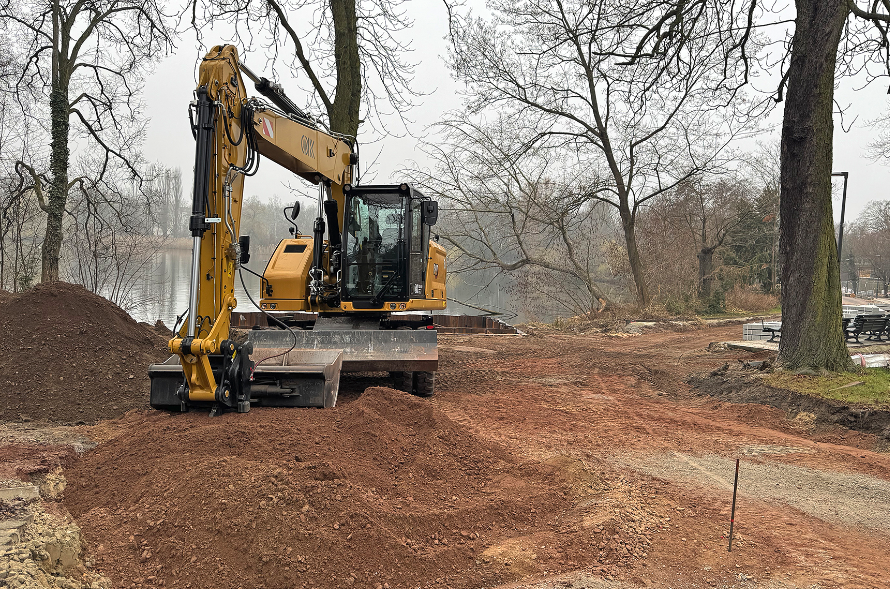 Bagger bei der Arbeit